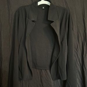 SHEIN cropped suit coat in lightweight black material.